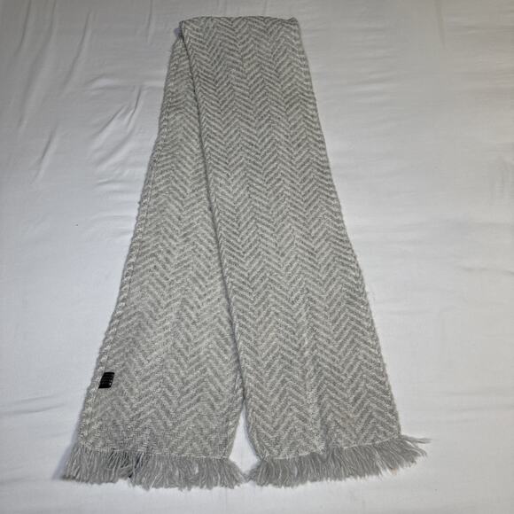 John Branigan Weavers Wool Blend Fringe Scarf Gray Cream Herringbone Womens NWT - Picture 6 of 12